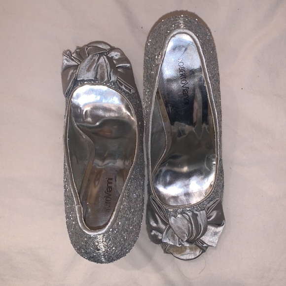 Gray/silver sequin/sparkles - Picture 3 of 3